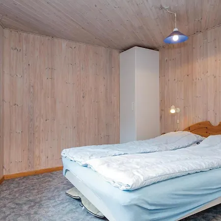 Vakantiehuis Amazing In Hadsund With Sauna *