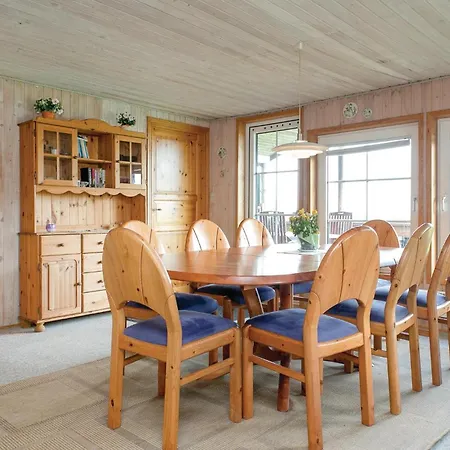 Vakantiehuis Amazing In Hadsund With Sauna